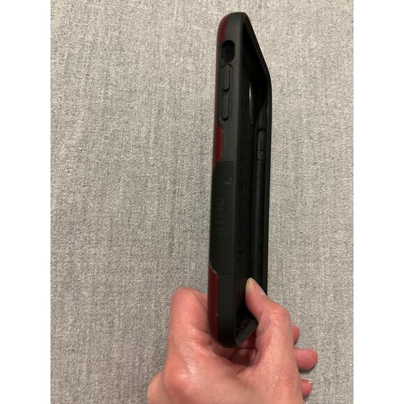 Casely Bold Burgundy Red on Black Case for iPhone XR - Picture 3 of 5